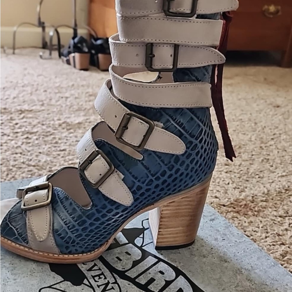 Freebird Blue and Gray Heeled Boots with Textured Design